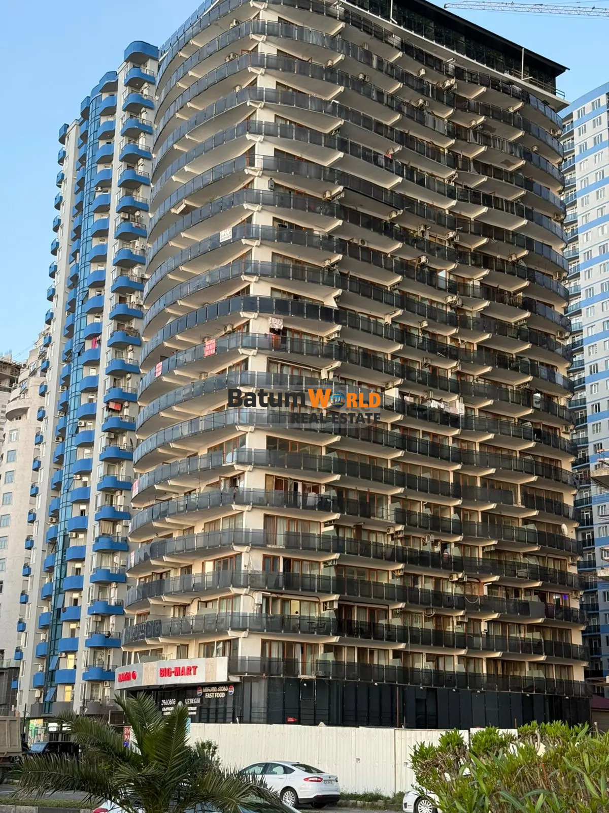 2025-1035-Batum'da Satılık 2 Yatak Odalı Daire-205.000$