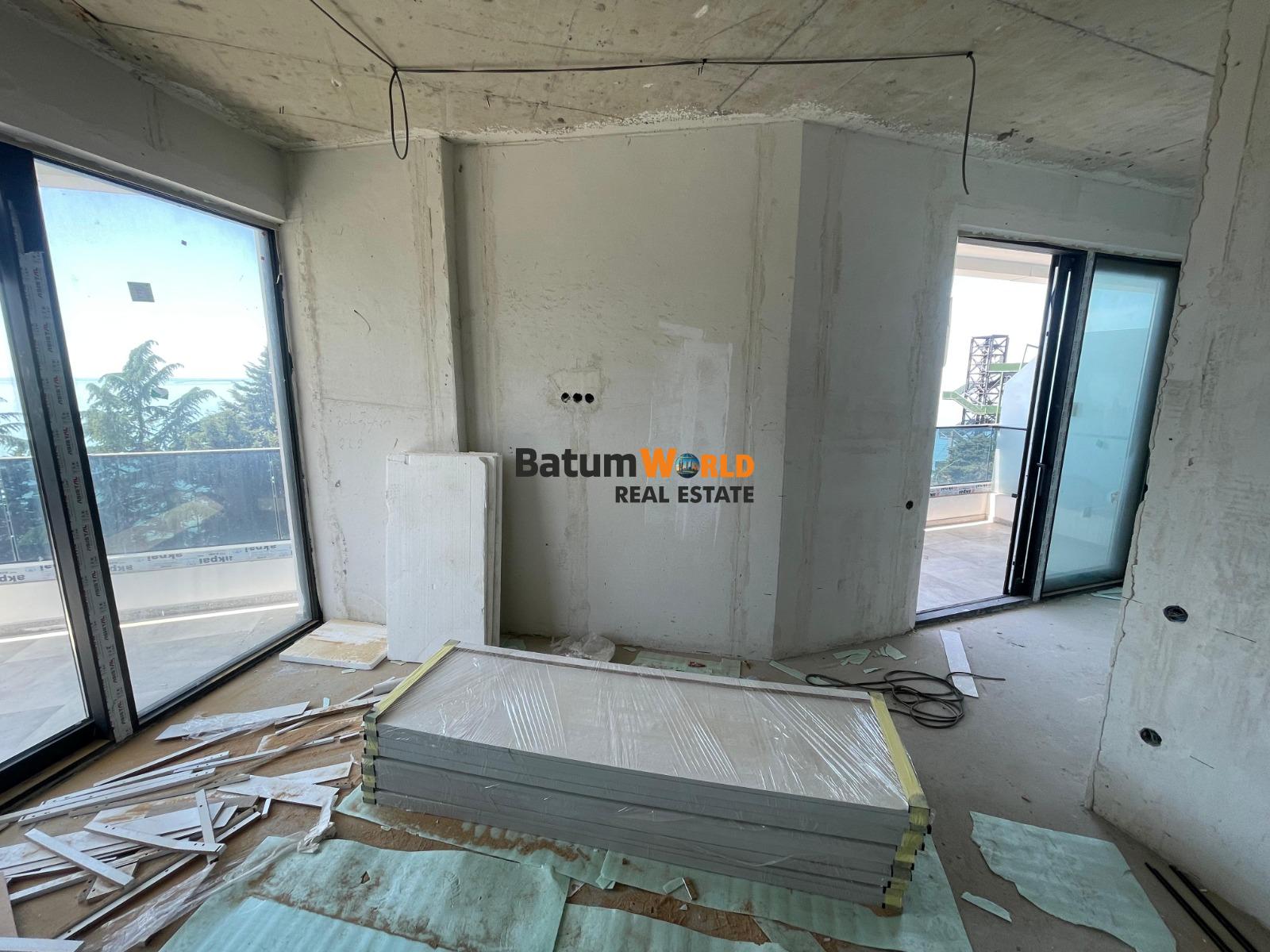 🌟 2025-AA05-C519 – White Frame Apartment for Sale in Crowne Plaza Residence – 68.60 m² – $ 130 340