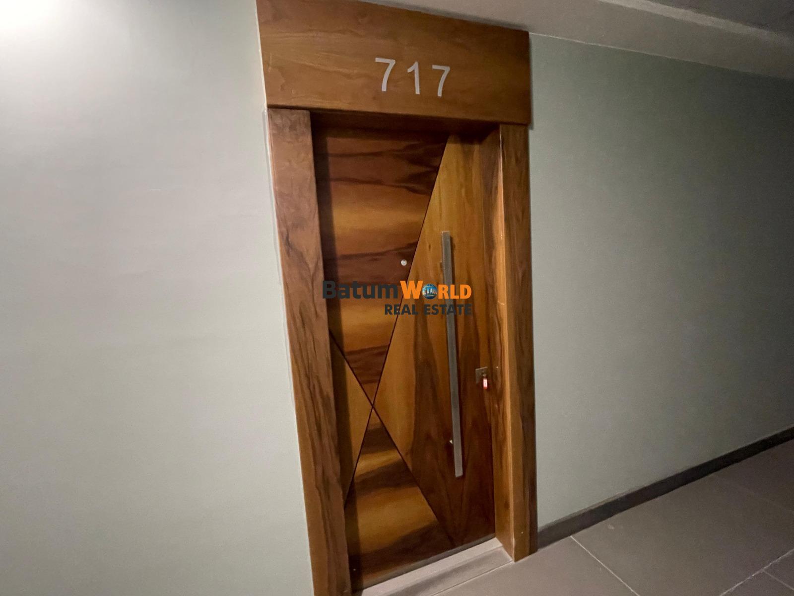 🌟 2025-AA14-C717 – White Frame Apartment for Sale in Crowne Plaza Residence – 48.60 m² –92340$