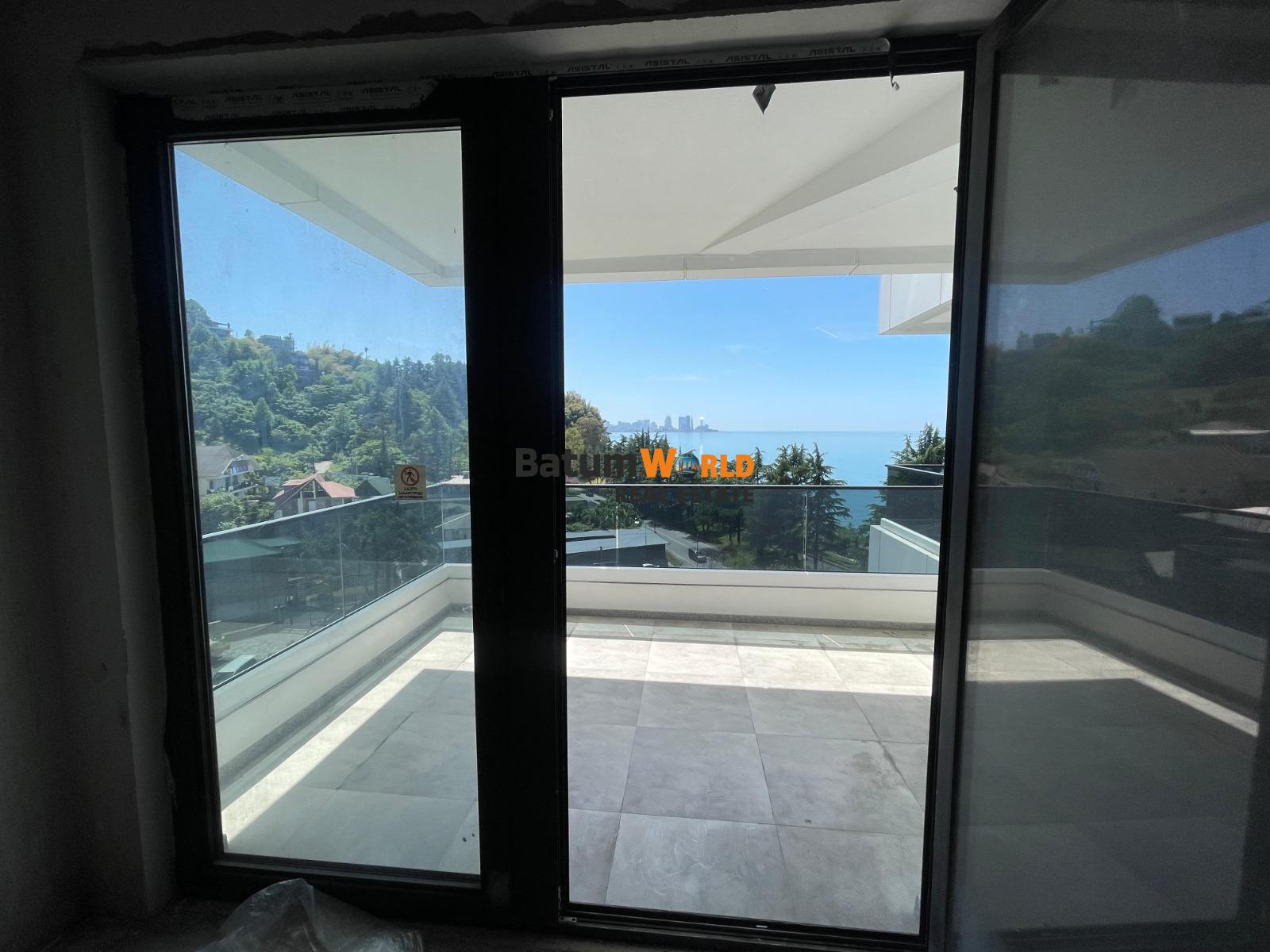 🌟 2025-AA14-C717 – White Frame Apartment for Sale in Crowne Plaza Residence – 48.60 m² –92340$
