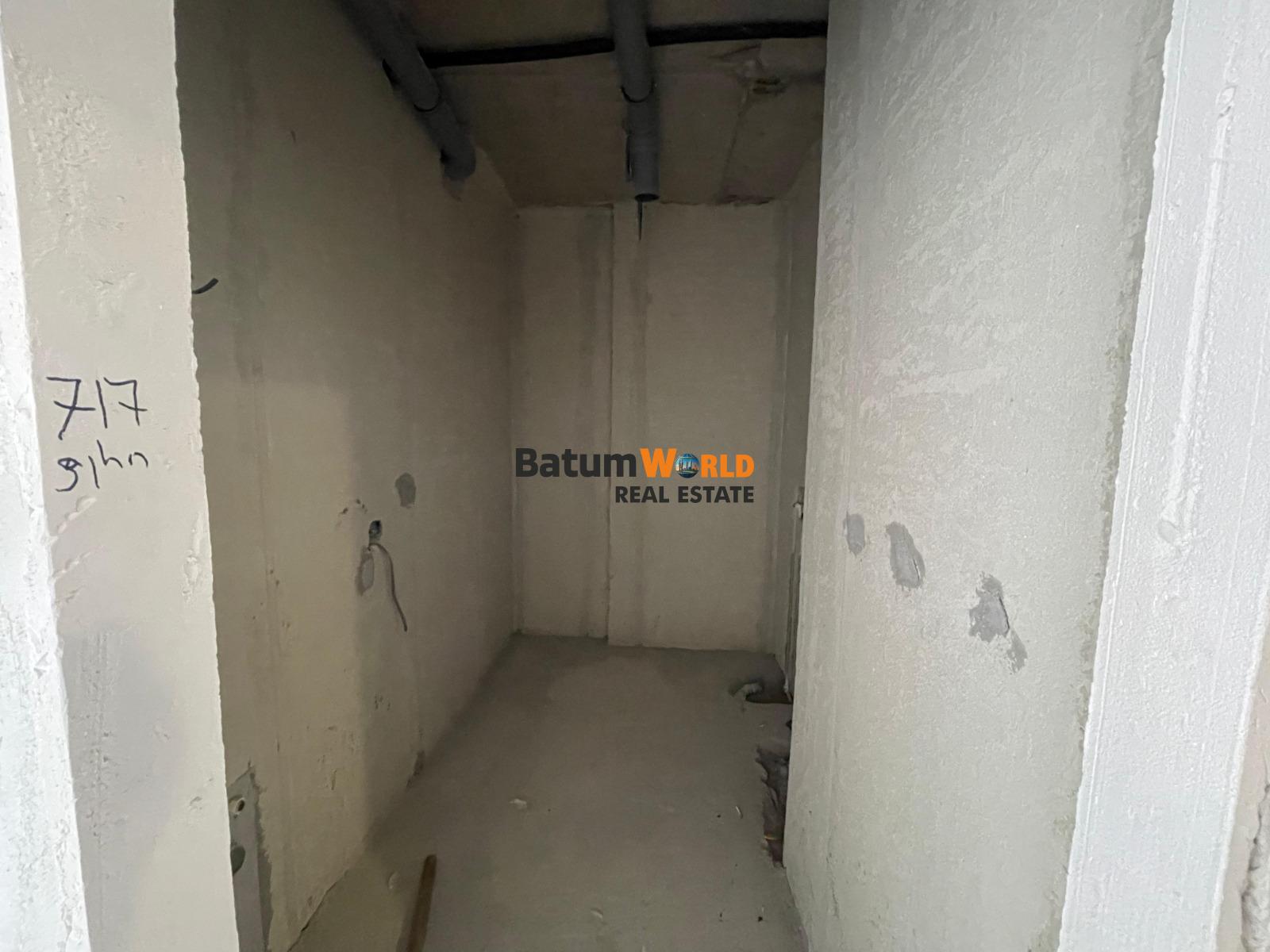 🌟 2025-AA14-C717 – White Frame Apartment for Sale in Crowne Plaza Residence – 48.60 m² –92340$