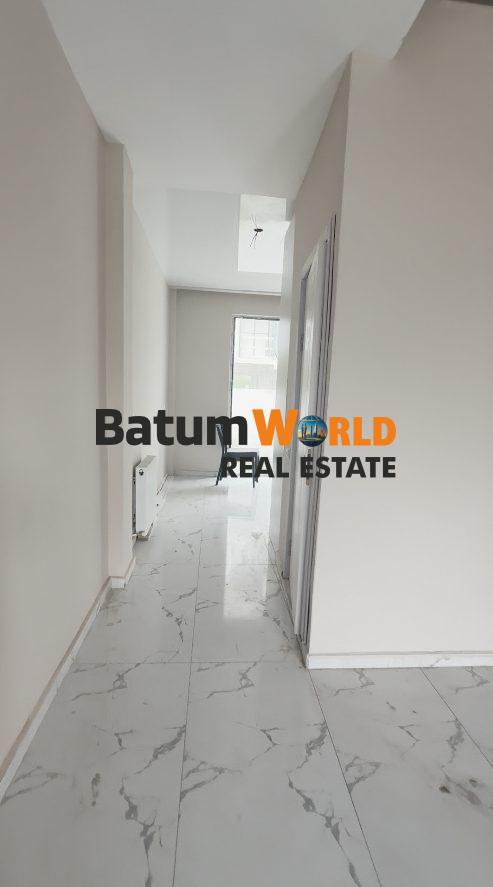 2025-1039-S-Elegant 3-Story Townhouse in Grand White City – 160 m² - $195,000