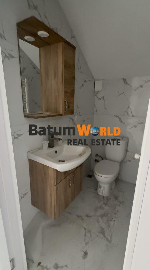 2025-1039-S-Elegant 3-Story Townhouse in Grand White City – 160 m² - $195,000