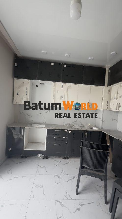 2025-1039-S-Elegant 3-Story Townhouse in Grand White City – 160 m² - $195,000