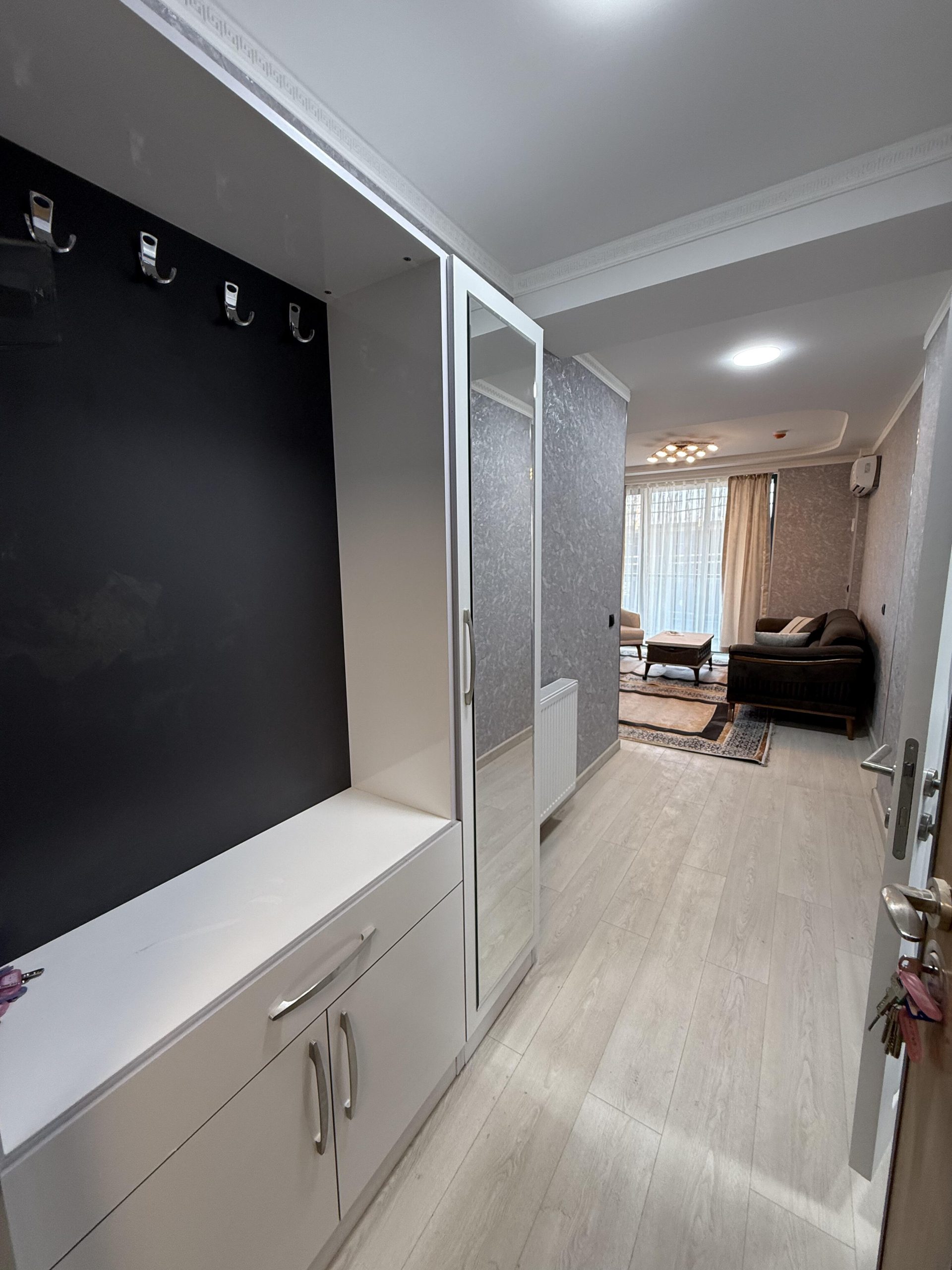 2025-1047-Kaligrafi Kuleleri, Batum'da Benzersiz 2+1 Euro Tasarım Kiralık Daire-750 $ / ay