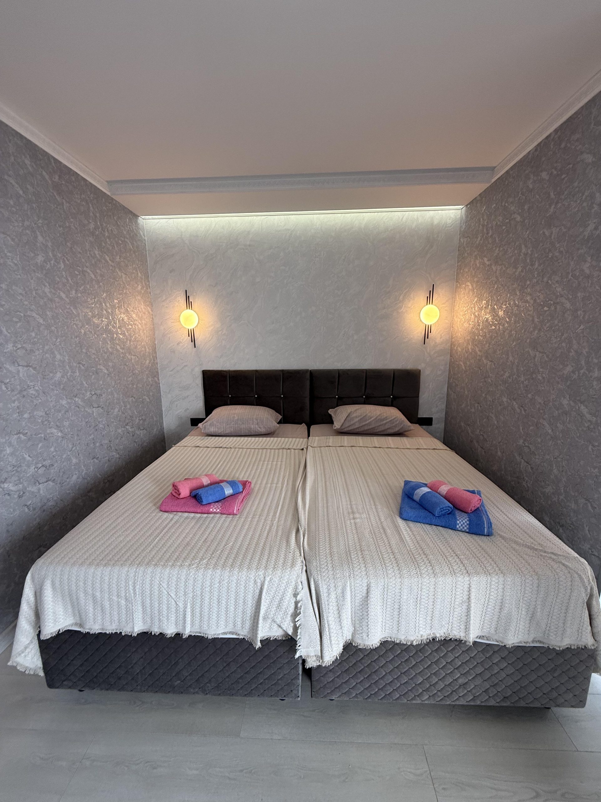 2025-1047-Kaligrafi Kuleleri, Batum'da Benzersiz 2+1 Euro Tasarım Kiralık Daire-750 $ / ay
